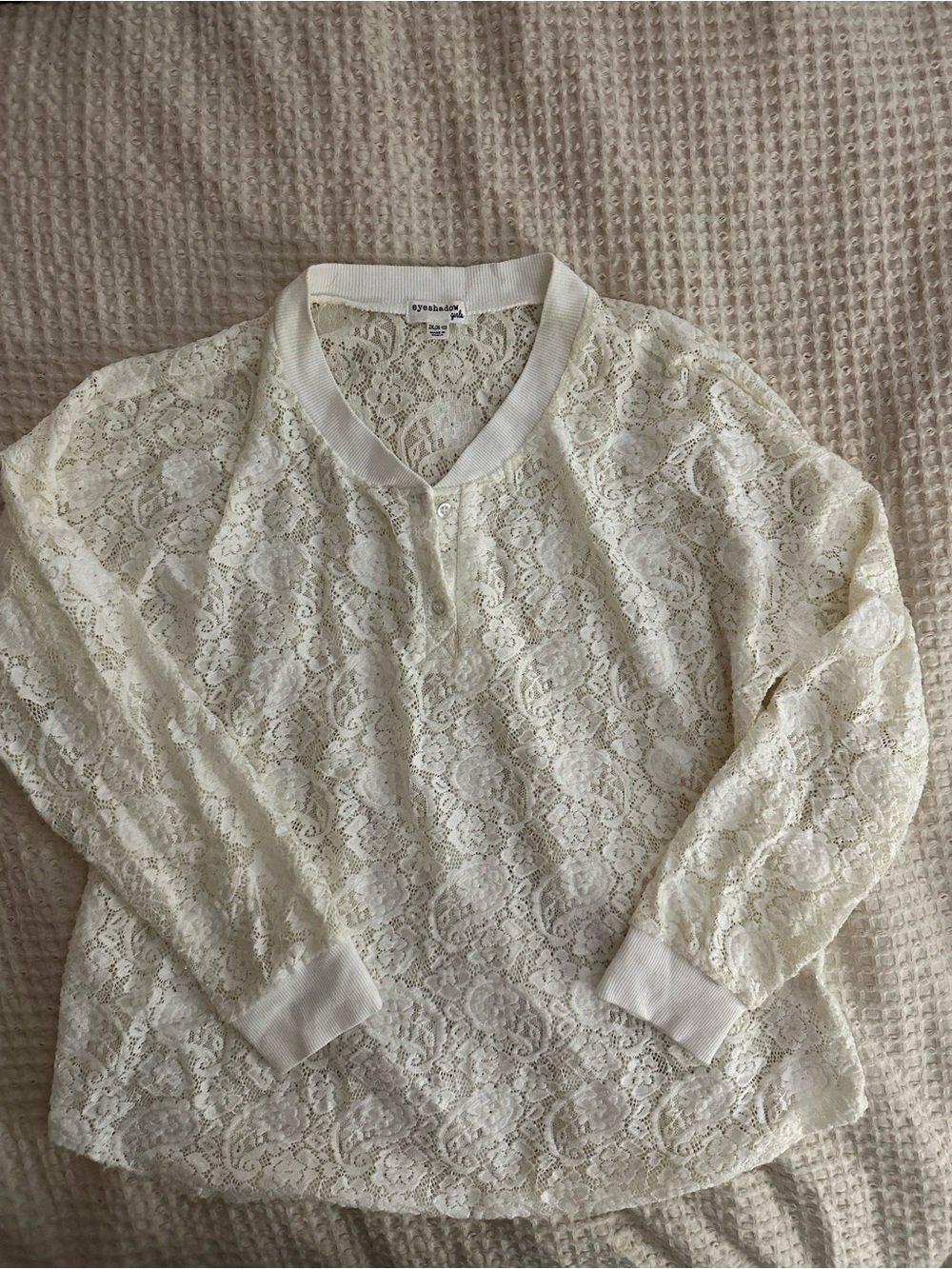 Eyeshadow Cream Lace Long Sleeve Bomber-Style Top